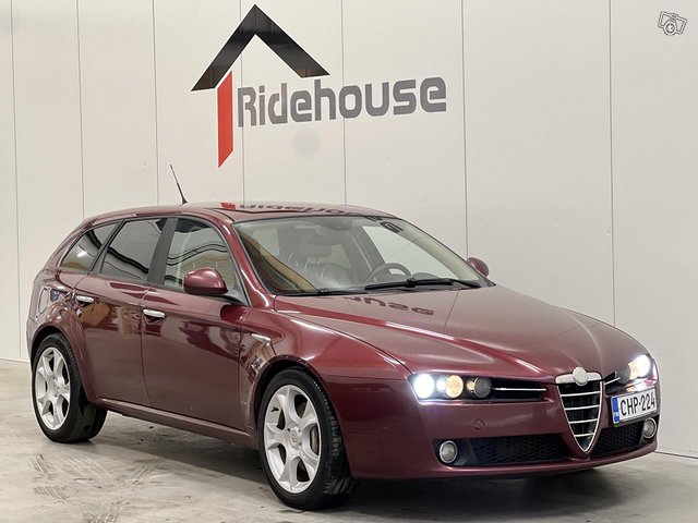 Alfa Romeo 159 4