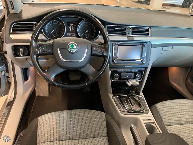 Skoda Superb 4