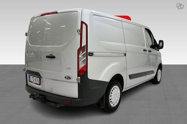 Ford Transit Custom 4