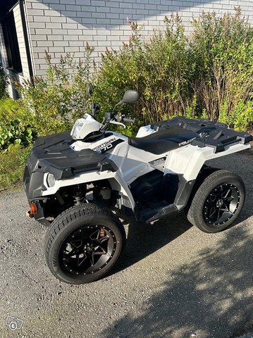 Polaris Sportsman 570 EPS EFI 3