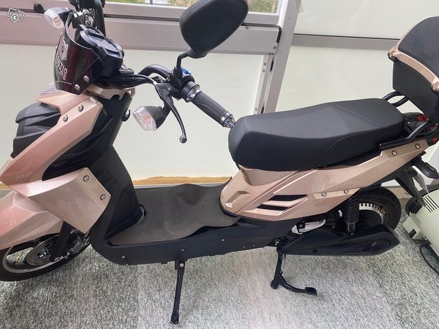 Sähköskootteri. Kontio Motors e-Scooter 2.0 1