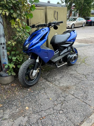 Yamaha aerox, kuva 1