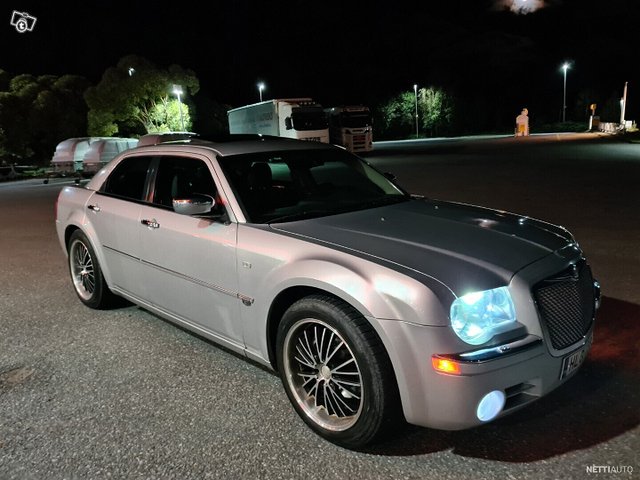 Chrysler 300C 6