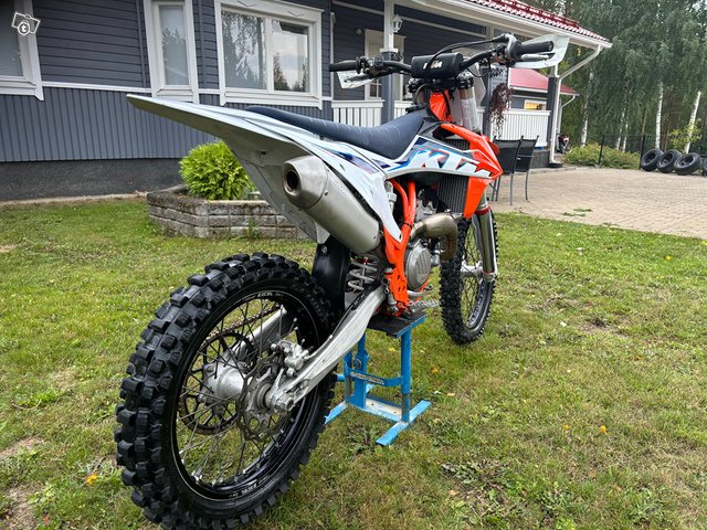 KTM 250 SX-F poistohintaan! 7