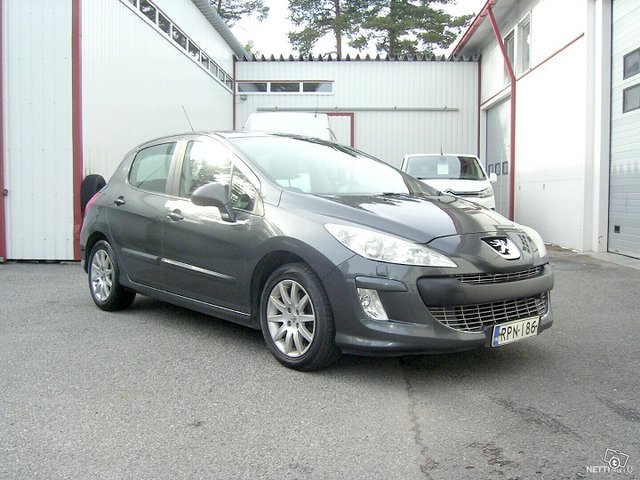 Peugeot 308 4