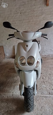 Yamaha Neos 3