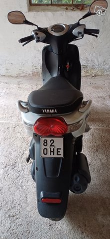 Yamaha Neos 4