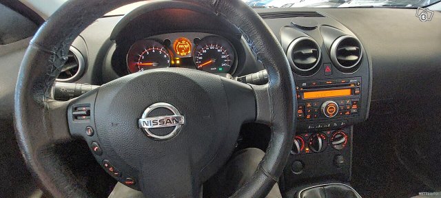 Nissan Qashqai 9