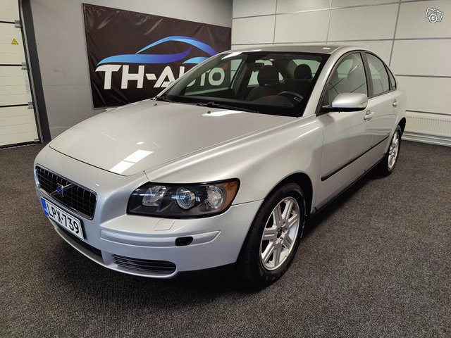 Volvo S40