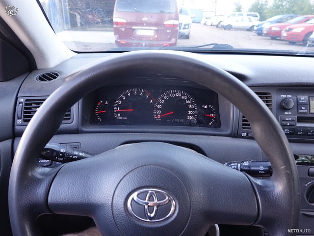 Toyota Corolla 10