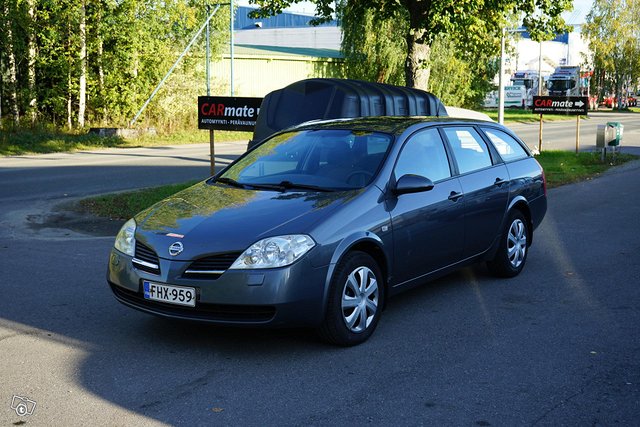 Nissan Primera 1