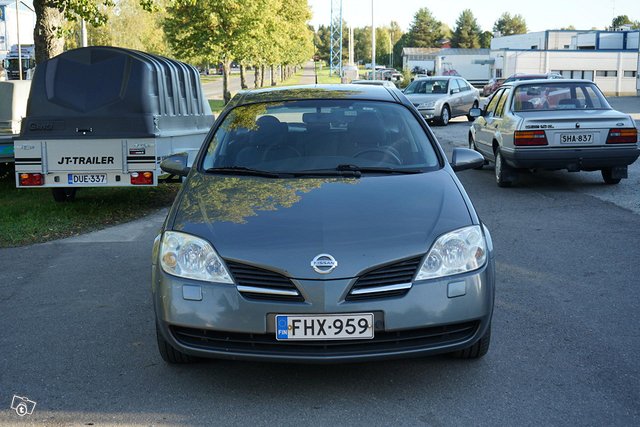 Nissan Primera 2