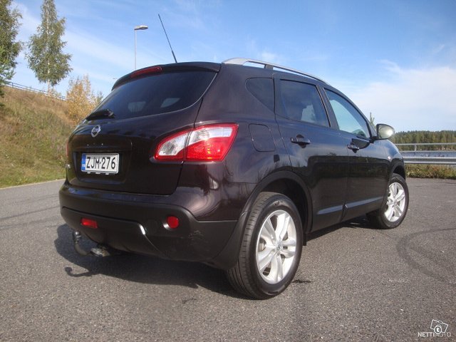 Nissan Qashqai 24