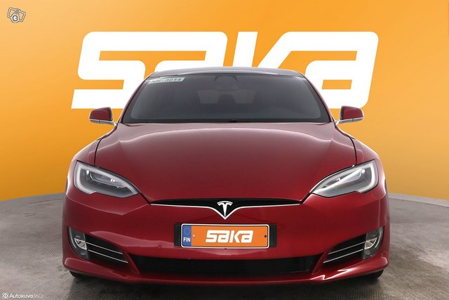 Tesla Model S 2