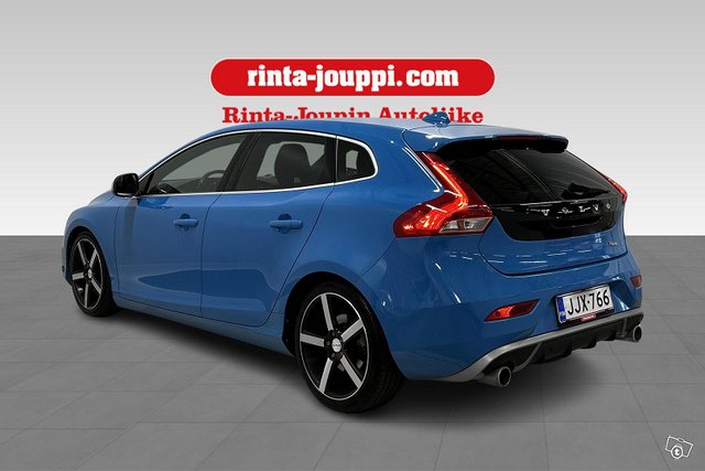 Volvo V40 7