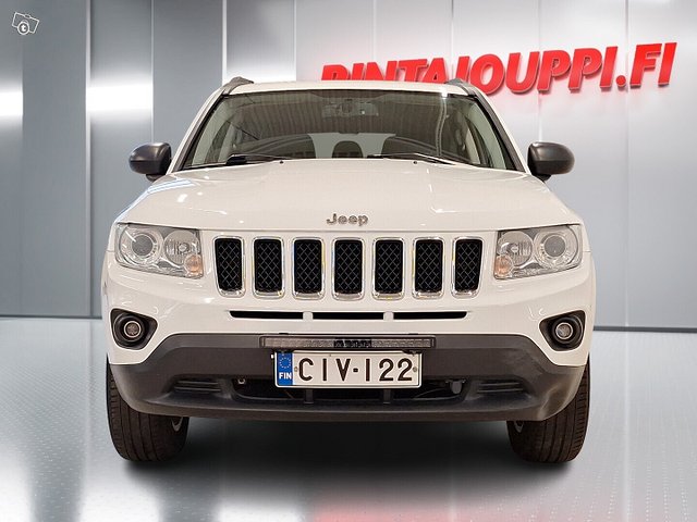 Jeep Compass 4