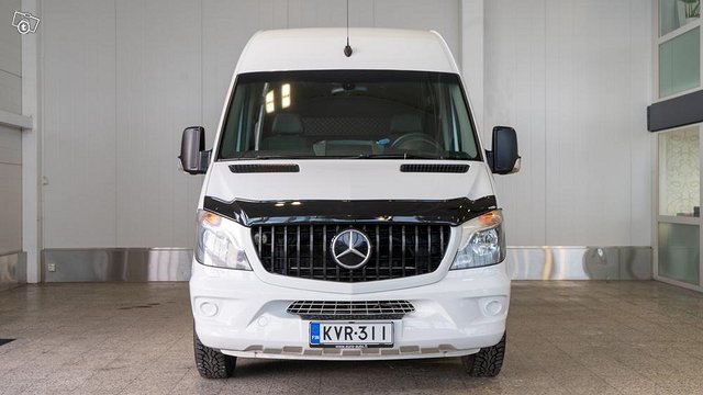 Mercedes-Benz Sprinter 2