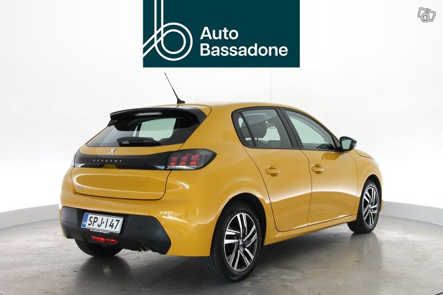 PEUGEOT 208 6