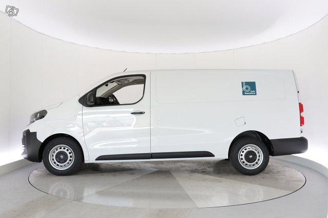 Opel Vivaro 8