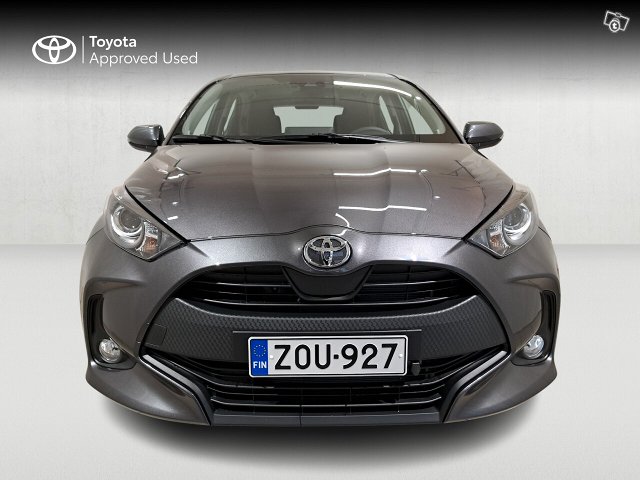 TOYOTA YARIS 7