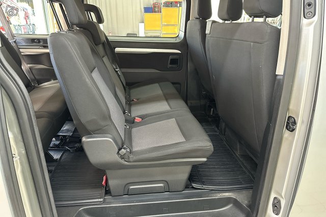 Toyota Proace Verso 10