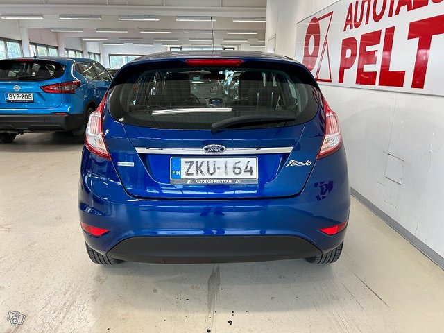 Ford Fiesta 11