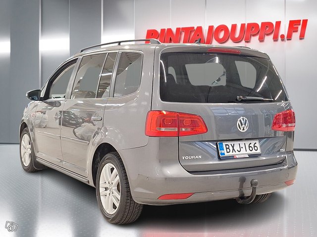 Volkswagen Touran 2