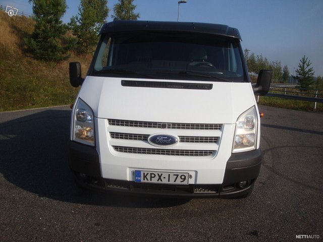 Ford Transit 13