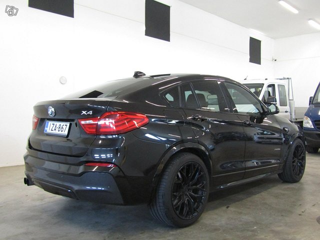 BMW X4 6