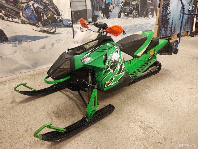 Arctic Cat Sno Pro Cross Country, kuva 1