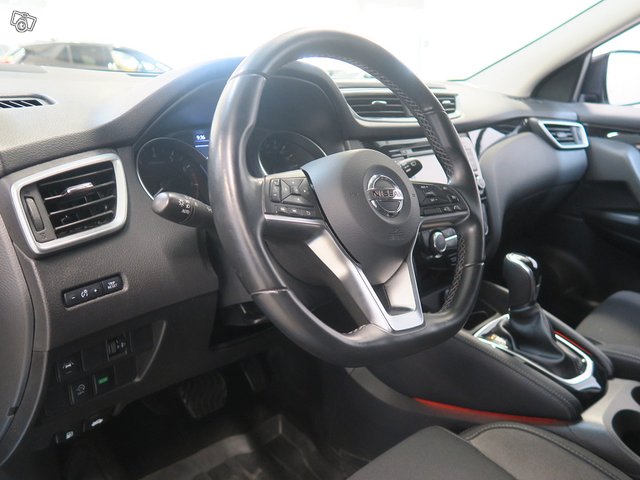 NISSAN Qashqai 22