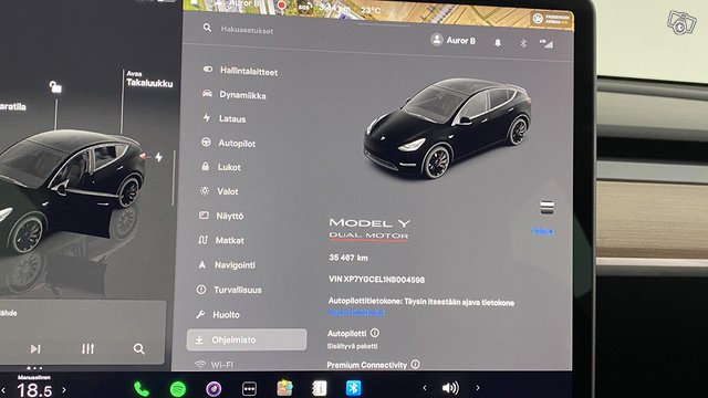 Tesla Model Y 21