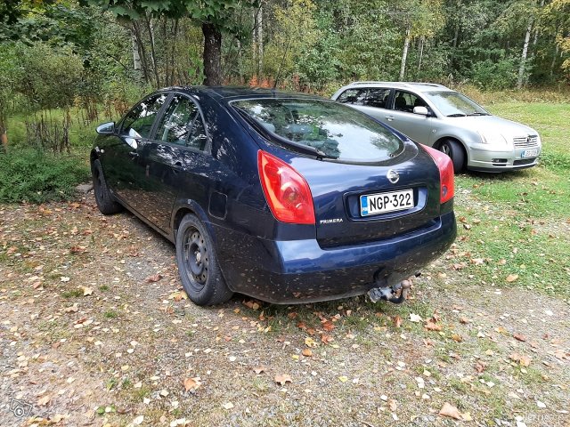 Nissan Primera 11