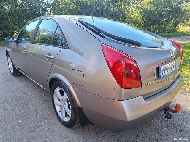 Nissan Primera 6