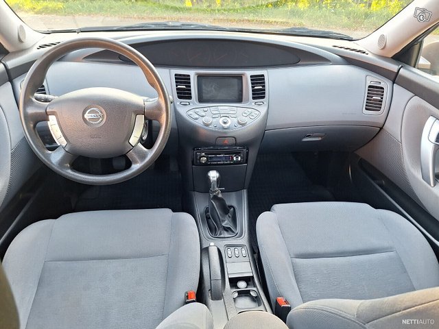 Nissan Primera 19