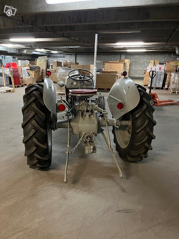 Massey Ferguson 3