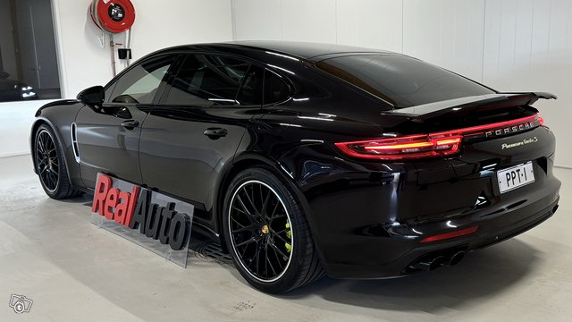 Porsche Panamera 4.0 Turbo S E-Hybrid 14