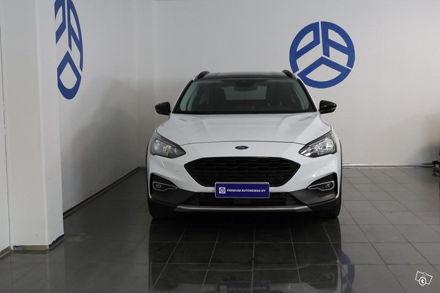 Ford Focus 6