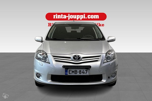 Toyota Auris 2