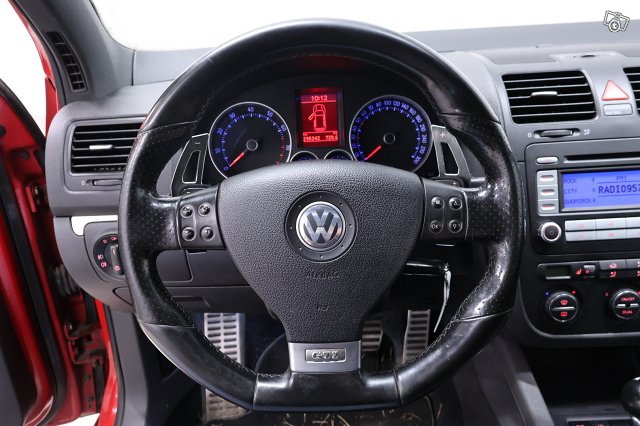 Volkswagen Golf 14