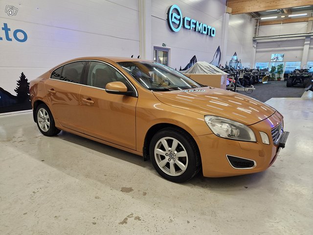 Volvo S60 2