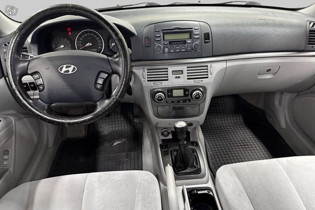 Hyundai Sonata 9