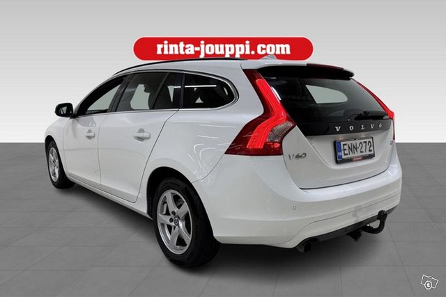 Volvo V60 7