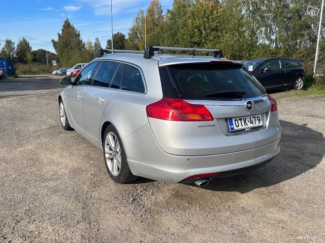 Opel Insignia 5