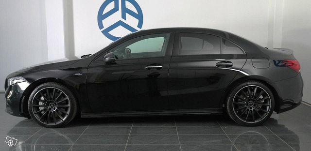 Mercedes-Benz A 35 AMG 2