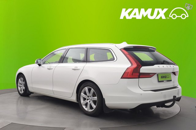 Volvo V90 5