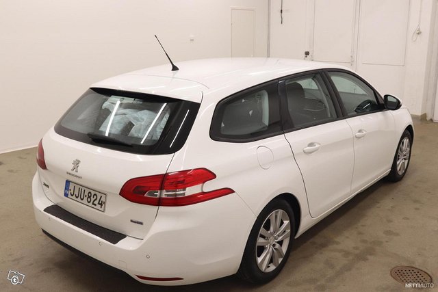 Peugeot 308 5