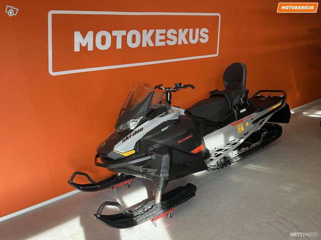 Ski-Doo Skandic 2