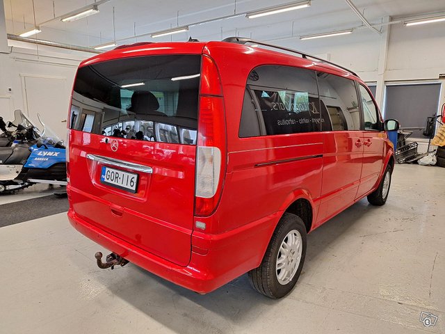 Mercedes-Benz Viano 4