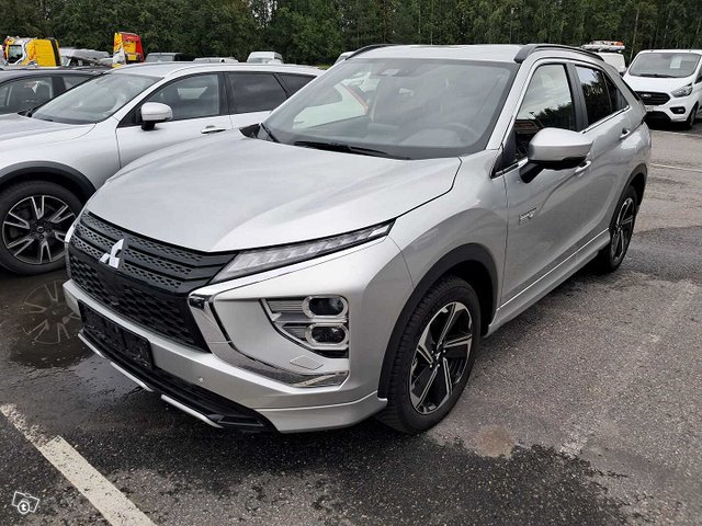 MITSUBISHI ECLIPSE CROSS